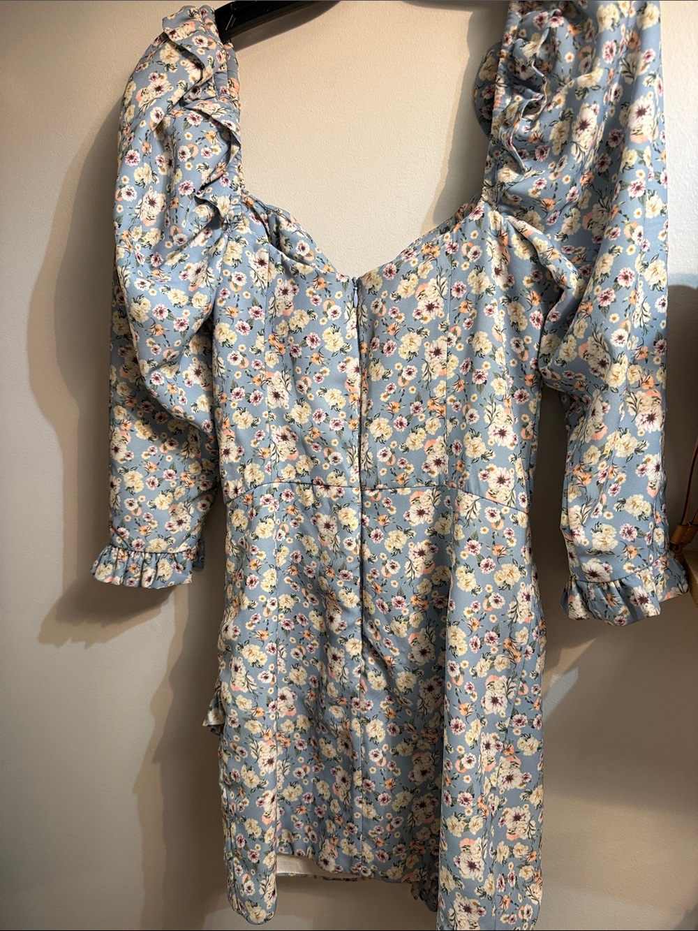 Lorane top end international designer Floral Puff-Sleeve Mini Dress w - Picture 4 of 5